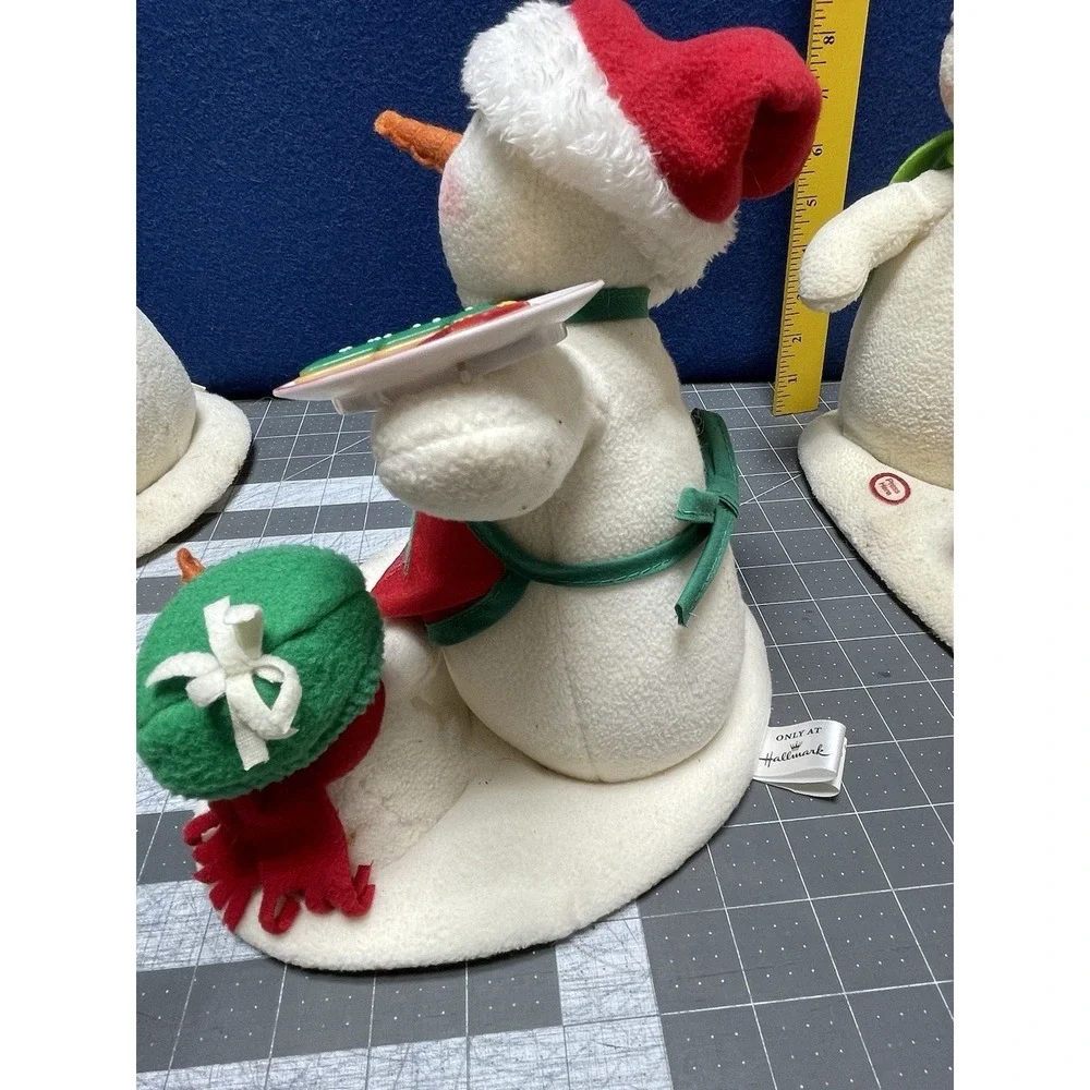 Hallmark jingle pals